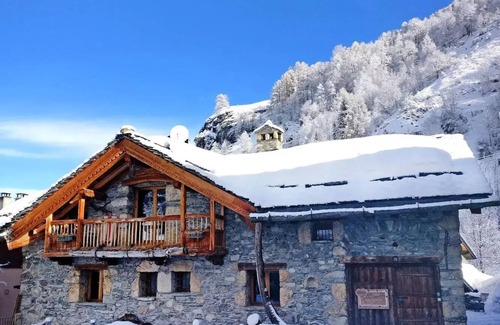 Nancroit Ski Chalet | Chalet Heart of Paradise - 5 Room Chalet 8 People