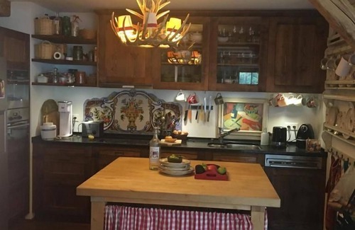 Klosters Platz Apartment | Chalet/Hus Tschuetta