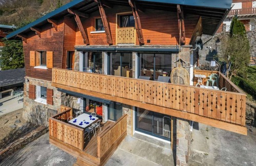 Saint-Lary-Soulan Apartment | Chalet Hygge Saint-Lary center: Cosy/2 bdrms/Spa/Breathtaking view/Parking