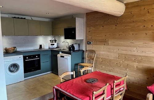 Saint-Sorlin-d'Arves Ski Chalet | Chalet in the heart of the Sybelles estate, with an exceptional panoramic view