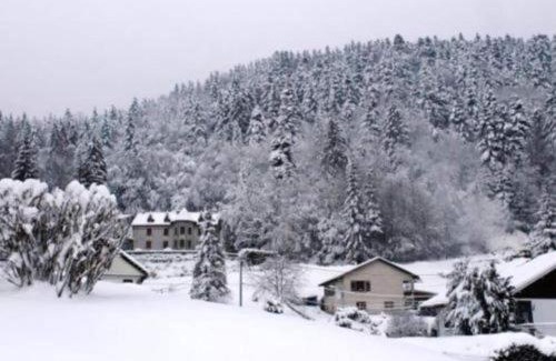 Le Thillot Ski Chalet | Chalet in France with Pool & Jacuzzi