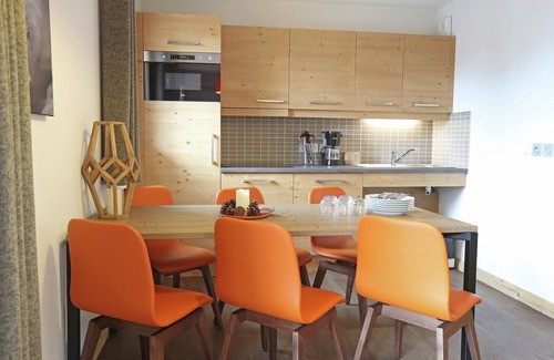 Les Menuires Apartment | Chalet in French Alps with Premium Spa Access