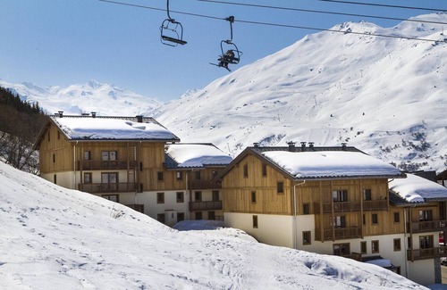 Les Menuires Apartment | Chalet in French Alps with Premium Spa Access