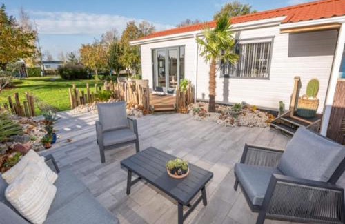 Goedereede House | Chalet in Goedereede near North Sea Beach