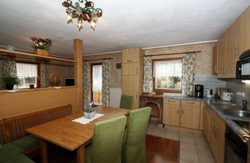 Grossarl Apartment | Chalet in Grossarltal with Panoramic Views