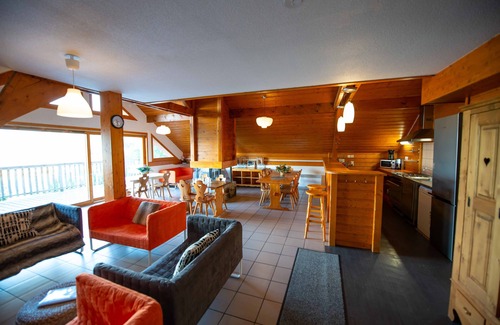 Oz Ski Chalet | Chalet in Oz station from 8 to 20 pers