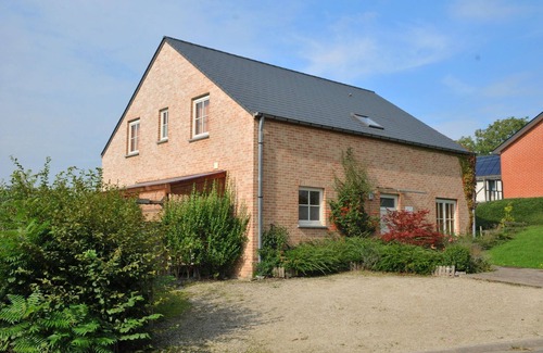 Somme-Leuze House | Chalet in Somme-Leuze with Hot Tub & Sauna