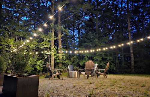 Otis Ski Chalet | Chalet in the Berkshires, Wellness, Ski, Sauna, Gas Fireplace EV charger & Home Office