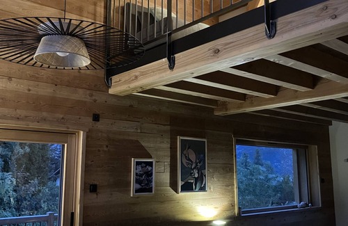 Puy-Saint-Vincent Ski Chalet | Chalet in the mountains. 5 minutes from the slopes