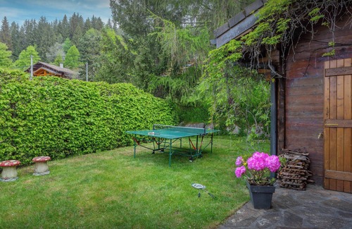 Manigod Ski Chalet | Chalet Isatys - family alpine stay for 9 with great views - OVO Network