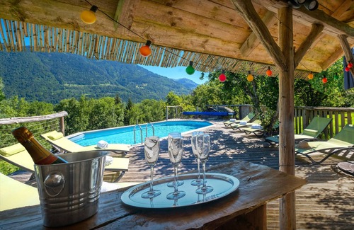La Riviere-Enverse Ski Chalet | Chalet Keramis - alpine break for 15, hot tub & games room - OVO Network