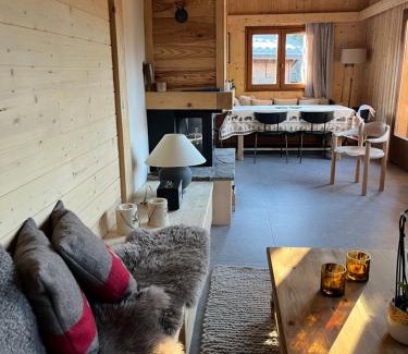Les Carroz-d'Araches Ski Chalet | Chalet L'AS DE CARROZ
