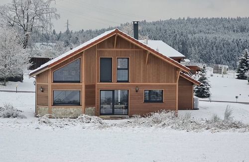 Anould Ski Chalet | Chalet 'L'echappée Nature' with Mountain View, Private Terrace and Wi-Fi
