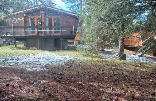 Pyrenees 2000 Ski Chalet | Chalet l'Epicéa dans la forêt, T3 avec terrasse & jardin à 5 min à pied des pistes P2000