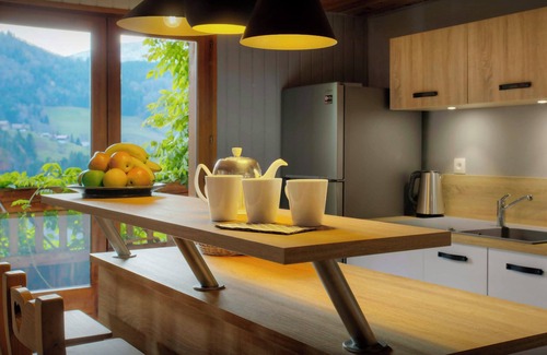 Manigod Ski Chalet | Chalet L'Otavalo - French Alps base for 8, spa & great views - OVO Network
