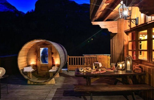 Les Brevieres Ski Chalet | Chalet La Bulle Appt The Eagles 15 pers Sauna Jacuzzi Pool Tignes