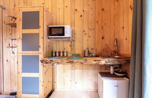 Aillon-le-Jerune Ski Chalet | Chalet 'La Cabane Des Rêves' with Mountain View and Private Terrace