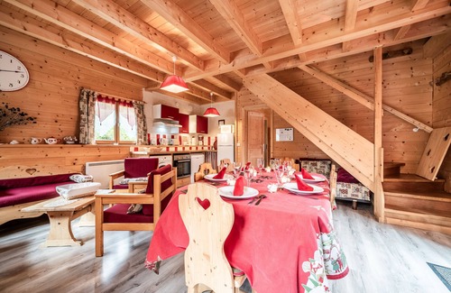 Vacheresse Ski Chalet | Chalet La Dranse 4 Étoiles with Mountain View, Private Garden and Wi-Fi
