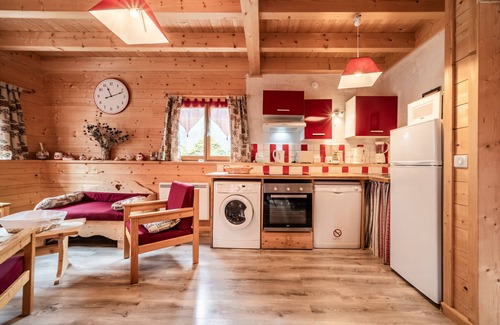 Vacheresse Ski Chalet | Chalet La Dranse 4 Étoiles with Mountain View, Private Garden and Wi-Fi