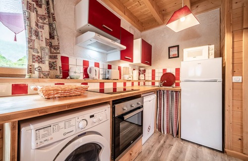 Vacheresse Ski Chalet | Chalet La Dranse 4 Étoiles with Mountain View, Private Garden and Wi-Fi
