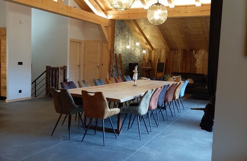 Entremont Ski Chalet | Chalet "La Ferme d'Aimé", new, sleeps 15