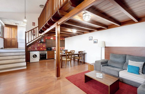 Tigaday Ski Chalet | Chalet 'La Higuera' with Sea View, Shared Terrace and Wi-Fi