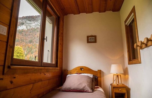 Sixt-Fer-a-Cheval Bed & Breakfast | CHALET - La Pomme de Pin