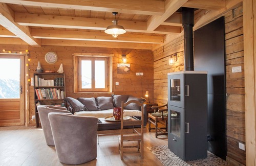 Manigod Ski Chalet | Chalet La Trafolée : summer in the mountain pastures, winter next to the slopes.