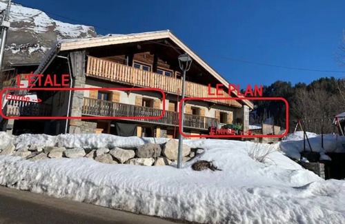 La Giettaz House | CHALET LE CHAR - "L'ETALE" GITE