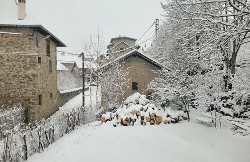 Colmars Ski Chalet | CHALET LE CHEVREUIL warm family atmosphere