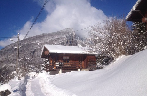 Sixt-Fer-a-Cheval Ski Chalet | Chalet 'Le Flocon' with Mountain View, Shared Terrace and Wi-Fi