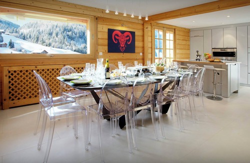 La Clusaz Ski Chalet | Chalet Le Mousqueton - ski base for 14 spa & mountain views - OVO Network