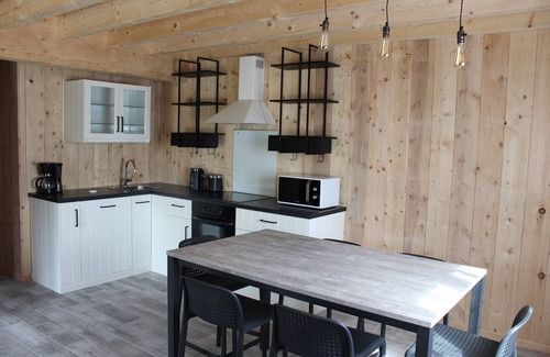 Murol Ski Chalet | chalet "le suc" construction 2017, free wifi, heating included