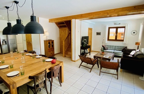 Venosc Ski Chalet | Chalet les Ecrins - 230m2 ✨ Sauna - Swimmingpool - Garden ✨