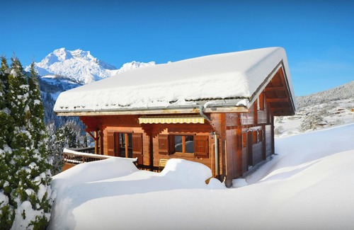 Manigod Ski Chalet | Chalet Les Houlottes - alpine break for 9, panoramic views - OVO Network