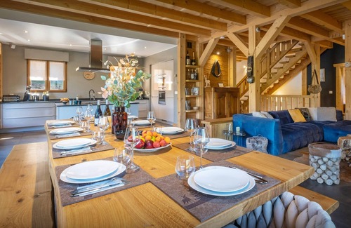 Domancy Ski Chalet | Chalet Les Vosnes - Mont Blanc holiday for 14, spa & views - OVO Network