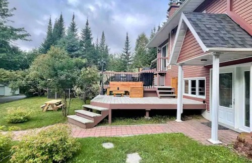 Entrelacs Ski Chalet | Chalet Lumineux, Lac-des-Îles à Entrelacs