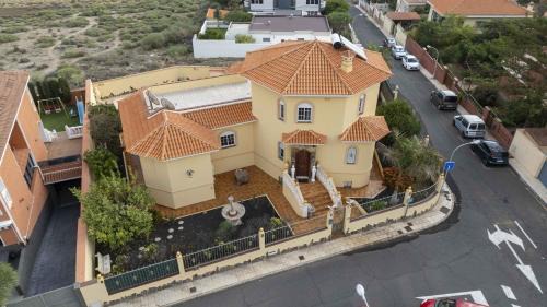 Candelaria House | Chalet Luxury