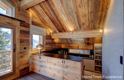 Meribel Ski Chalet | Chalet Menor - A Luxurious Chalet with Swimming Pool, Jacuzzi & Sauna in Meribel