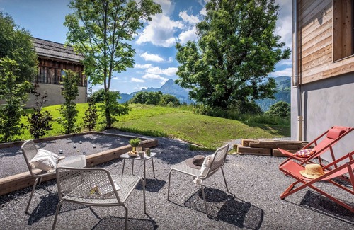 Crest-Voland Ski Chalet | Chalet Mevi - family break in the Alps 13p, great location - OVO Network