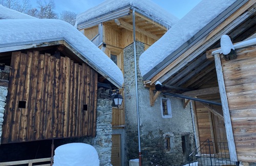 Sainte-Foy-Tarentaise Ski Chalet | CHALET Modern "CRISTAL DARK"