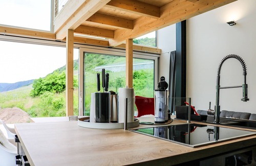 Pommern House | Chalet "Mosel" - up to 4 pers. Designer holiday home right next to the vineyards