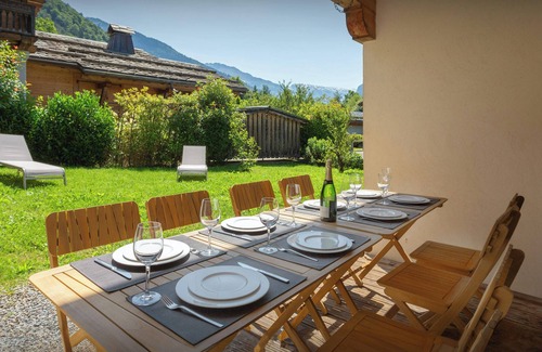 Samoens Ski Chalet | Chalet Nahuel Huapi - family break with mountain views - OVO Network