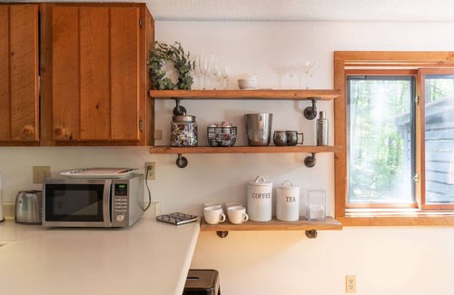 Intervale House | Chalet Nestled in the Woods with Private Hot Tub & Close to Everything