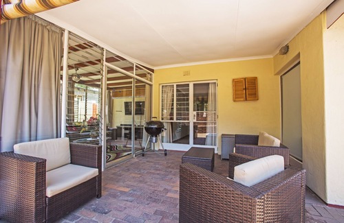 Greater Johannesburg Metropolitan Area House | Chalet No. 2 Petunia