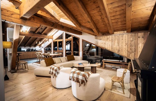 Les Eucherts Ski Chalet | Chalet Off-Piste, ski in ski out, 12 people, Les Chalets de Marie