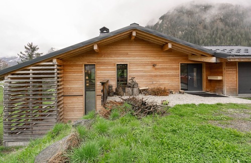 Nancroit Ski Chalet | Chalet 'Olbios' with Mountain View, Shared Terrace and Wi-Fi