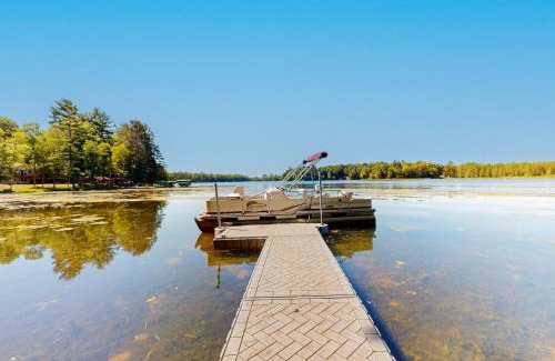 St Germain House | Chalet on the Bay