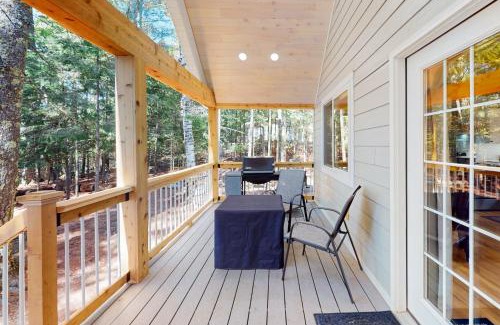 St Germain House | Chalet on the Bay