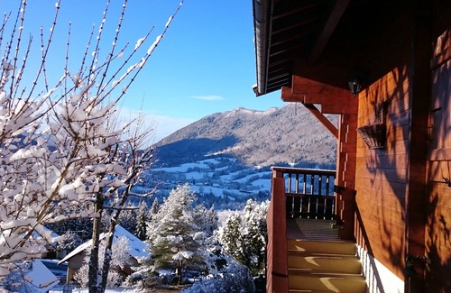Dingy-Saint-Clair Ski Chalet | Chalet on the edge of the forest between Annecy and La Clusaz